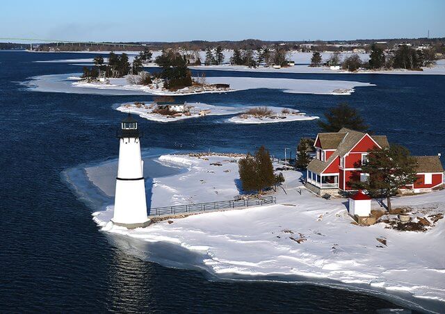 1000 Islands Helicopter Tour