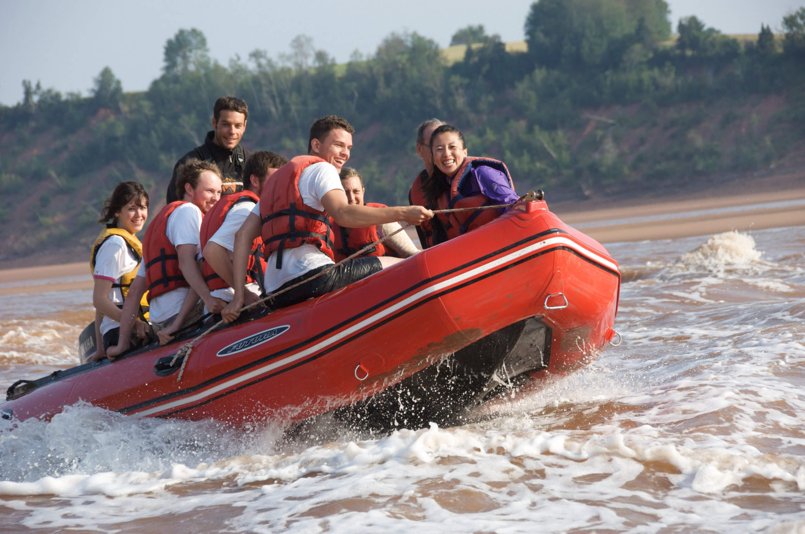 Discovering Wonders in the Bay of Fundy - Landsby